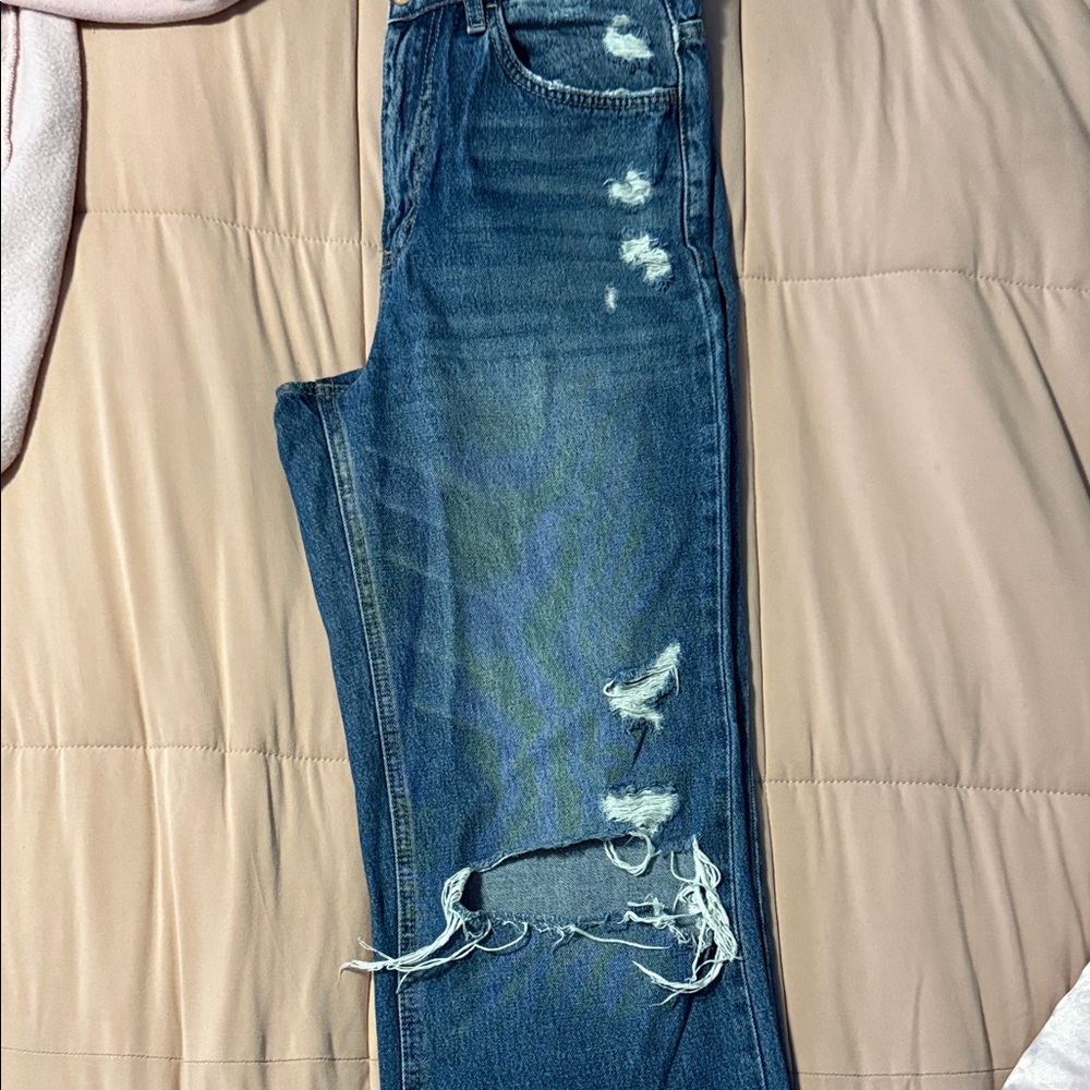 Blue Distressed Women Jeans - Picture 2 of 4